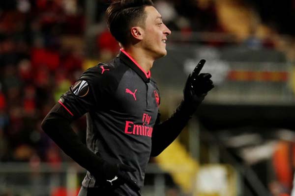  Hasil Liga Europa: Arsenal, Milan Menang 3-0, Napoli Tumbang di San Paolo