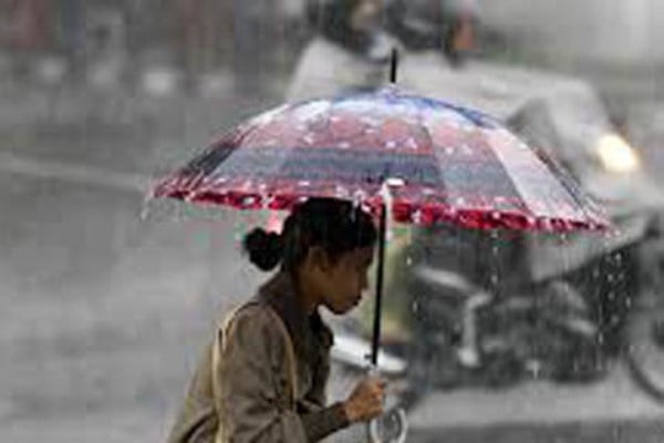 CUACA JAKARTA 19 FEBRUARI: Hujan dan Angin Kencang di Jaksel dan Jaktim  