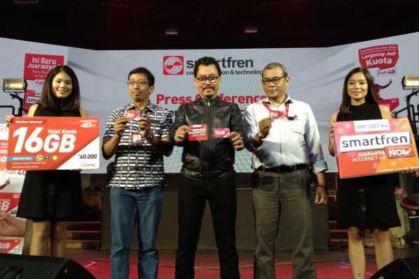  Smartfren Ubah Tampilan dengan Logo Khas Sinarmas 