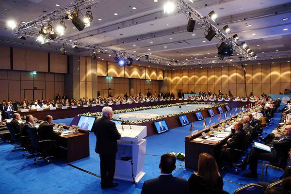  Presiden Palestina Pertanyakan Kebijakan Aneh Amerika di Timur Tengah