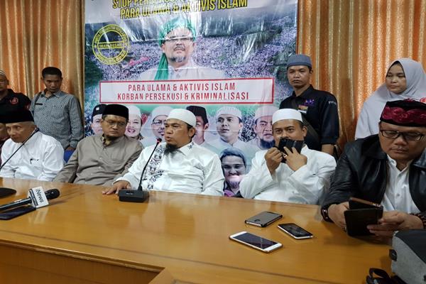  Ada Kelompok yang Tak Ingin Rizieq Shihab Pulang