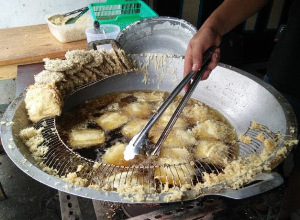  Pisang Goreng Khas Pontianak Makin Banyak Peminat