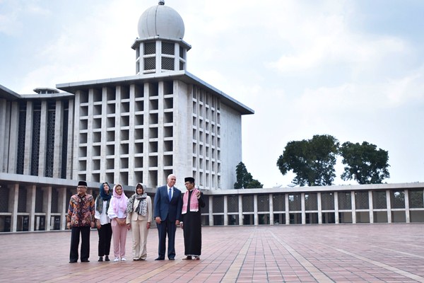  INFOGRAFIS: 40 Tahun Masjid Istiqlal