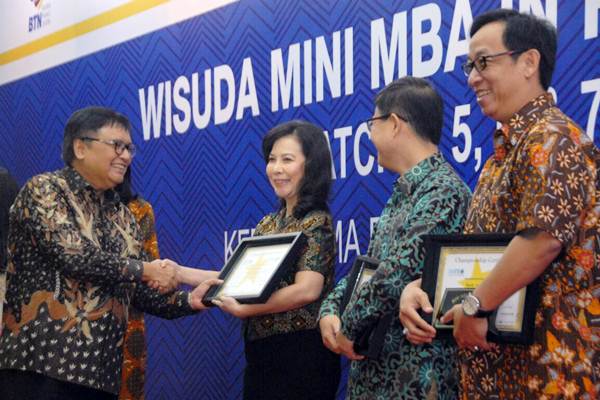  Peserta Berprestasi di Program Mini MBA in Developer