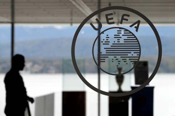 Markas UEFA di Nyon, Swiss/Reuters-Denis Balibouse