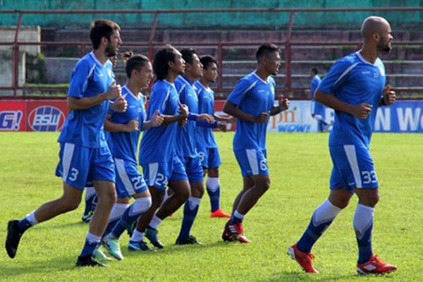  Persib Uji Coba ke Serang, Michael Essien Ditinggal