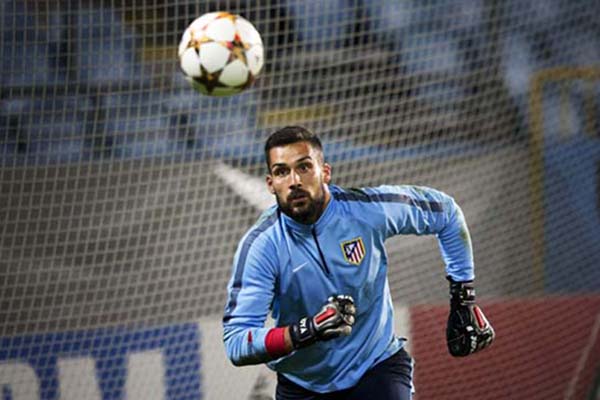  Atletico Terus Lego Pemain, Giliran Kiper Moya ke Sociedad