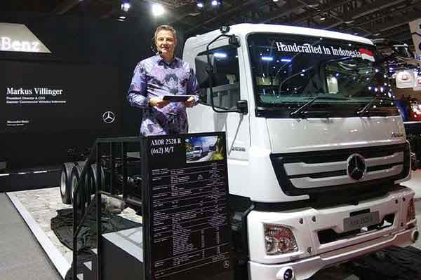  Alasan Mercedes-Benz Tambah Truk Rakitan Lokal