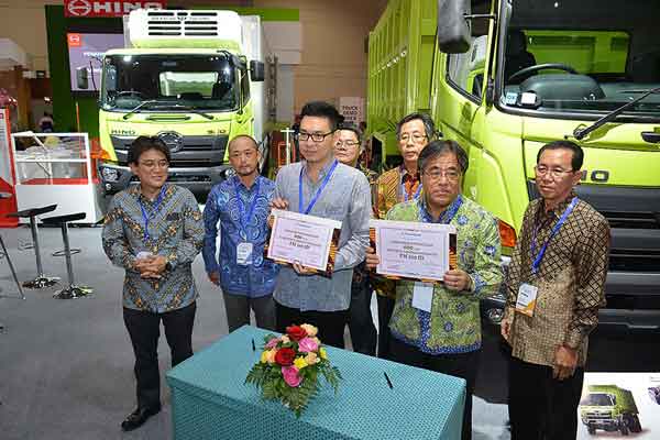  GIICOMVEC 2018: Hino Dapat Pesanan 600 Truk Ranger Generasi Terbaru