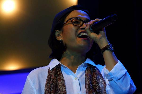  Manggung Bersama Elek Yo Band, Sri Mulyani Keluarkan Suara Emasnya