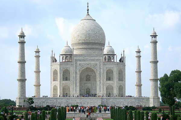  Taj Mahal, Pesona dari Energi Cinta