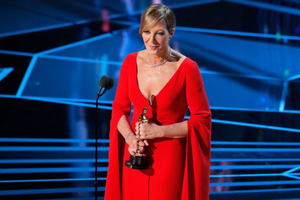  PIALA OSCAR 2018: Allison Janney Jadi Aktris Pendukung Terbaik