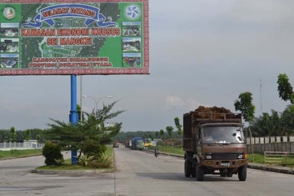  Pembangunan Politeknik Sei Mangkei & Akademi Komunitas Karet Landak Ditunda