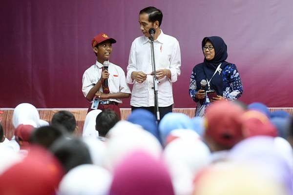  Presiden Panen Jagung di Tuban