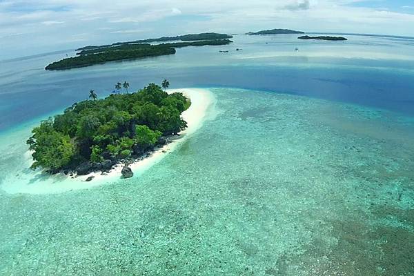 Pemda Halmahera Promosikan Wisata Laut  Maluku Utara