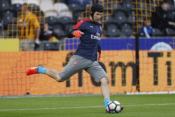  Arsenal Menang 3-0 Atas Watford, Cech Cetak Rekor Clean Sheet ke-200