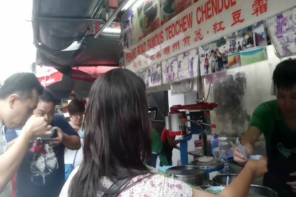  Char Kuey Teow & Es Chendul, Kuliner Wajib saat Berkunjung Penang