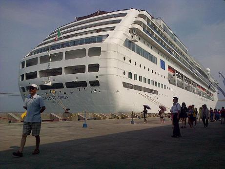  Sudah 23 Kapal Pesiar Sandar dan Berlabuh di Benoa