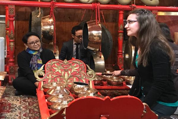  Diplomasi dengan Gamelan Ala Menlu Retno