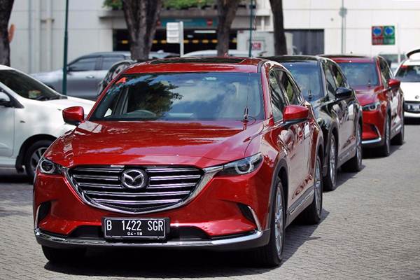 Deretan mobil premium SUV The All New Mazda CX-9 sebelum uji coba berkendara, di Jakarta, Rabu (14/3/2018)./JIBI-Dwi Prasetya