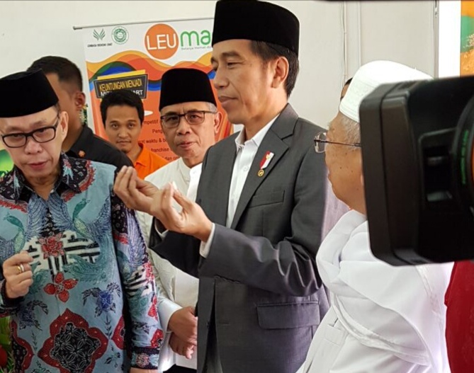  Presiden Jokowi Luncurkan Ritel Modern LEU Mart