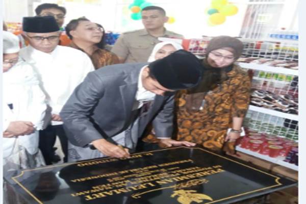  Ritel Modern LEU Mart Resmi Beroperasi