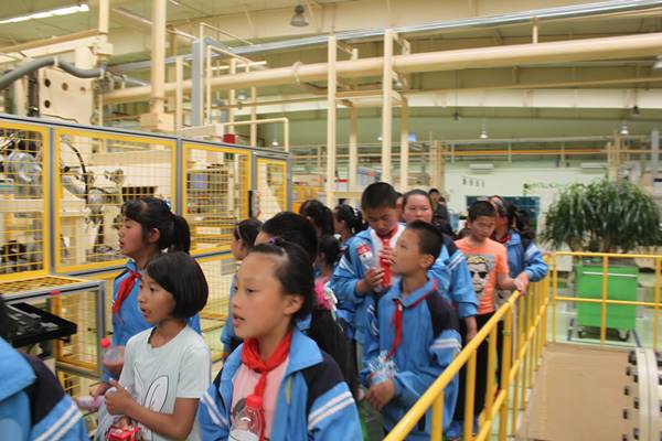  SD Ini Terkenal Gara-gara Guru Tak Berikan PR untuk Muridnya