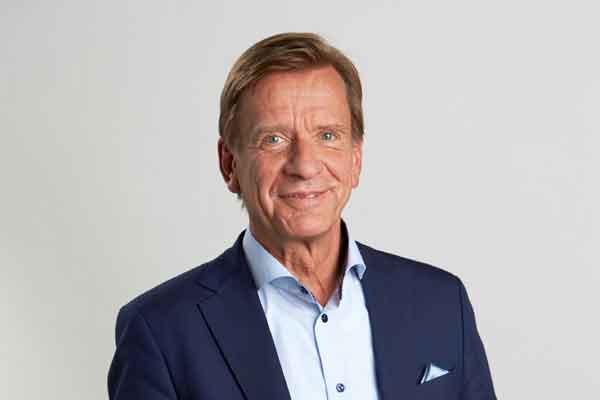  Geneva Motor Show 2018: Håkan Samuelsson Sabet World Car Person of the Year, Apa Saja Prestasinya?