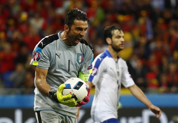  Italia Kembali Panggil Buffon Masuk Timnas