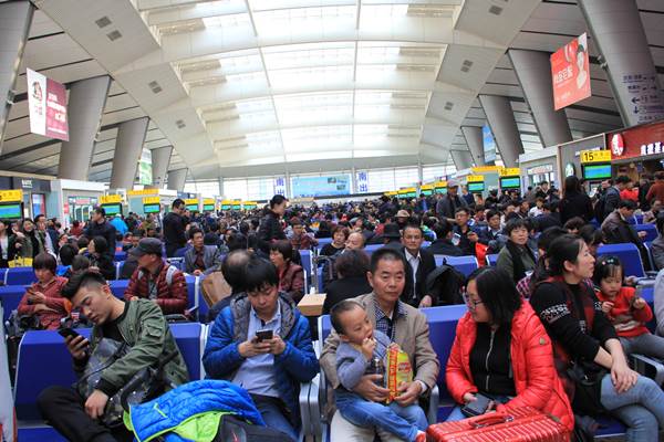 Ketahuan Merokok, Anda Tak Bisa Naik Kereta Cepat Selama 180 Hari di China