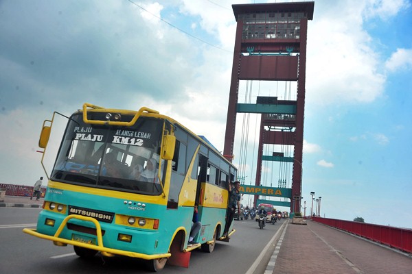  TRANSPORTASI RAMAH LINGKUNGAN : Kemenhub Cari 5 Kota Percontohan