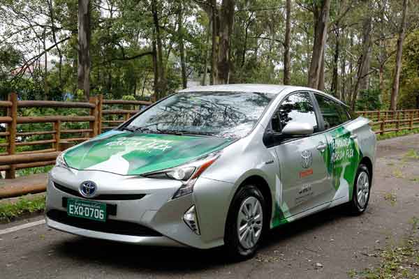  Toyota Pamerkan Prototipe Mobil Bahan Bakar Fleksibel Hibrida di Brasil