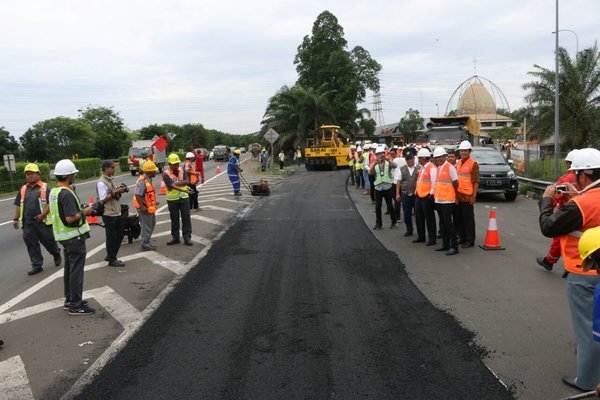  Aspal Plastik dan Aspal Karet Untuk Pemeliharaan Jalan, Begini Teknologinya