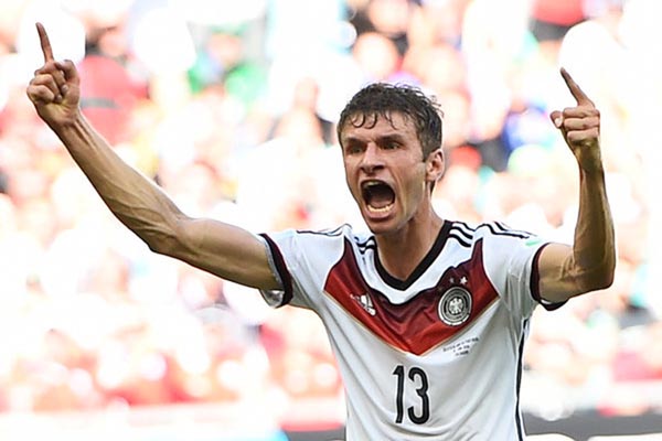  Ozil dan Mueller Absen Saat Jerman vs Brasil di Berlin