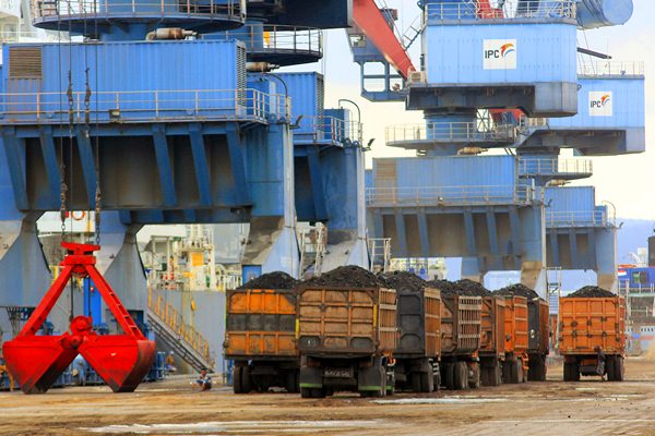  Pembangunan Pembangkit Listrik Tenaga Batu Bara Anjlok