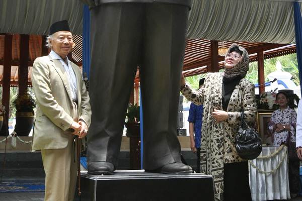  Puan Maharani Melayat Almarhum Probosutedjo