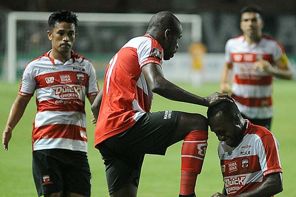  Hasil Liga 1: Madura United Sikat Barito 3-1, Pimpin Klasemen