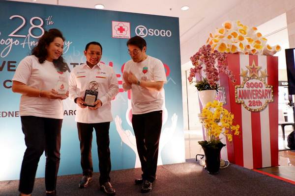  SOGO Menerima Rekor MURI Donor Darah