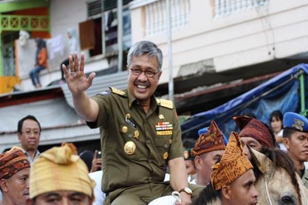  Korupsi, Gubernur Sulawesi Tenggara Divonis 12 Tahun Penjara