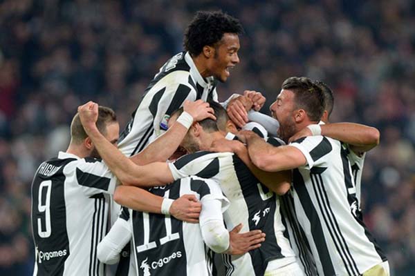  Hasil Lengkap Liga Italia: Juventus Gasak Milan, Napoli Tersandung