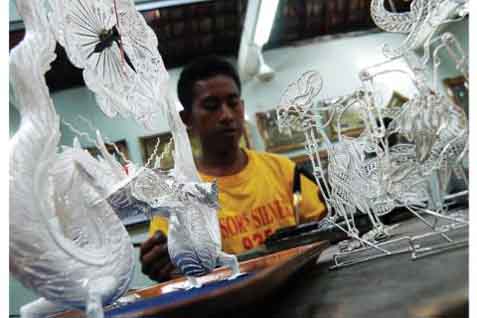  Volume Ekspor Perak Bali Turun 63%