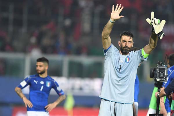 Juventus Bakal Rombak Lini Belakang, Buffon Pensiun Musim Depan