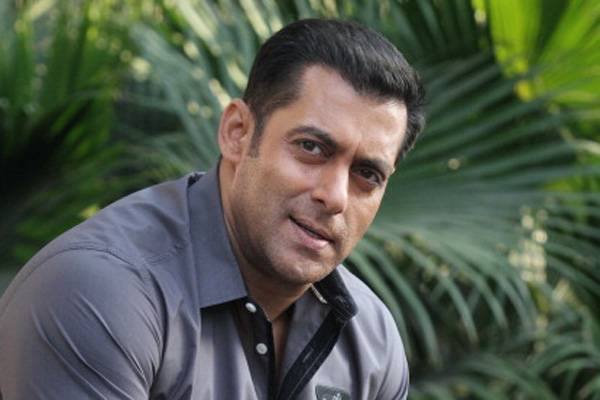  Akhirnya, Si Ganteng Salman Khan Bebas dari Jerat Penjara 5 Tahun