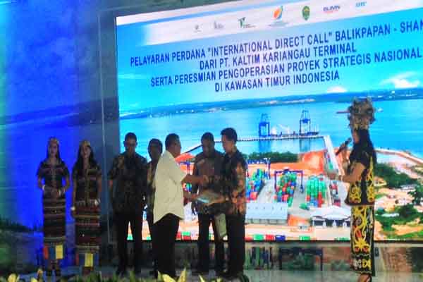  Peresmian Direct Call di Kariangau Tekan Biaya Logistik Nasional