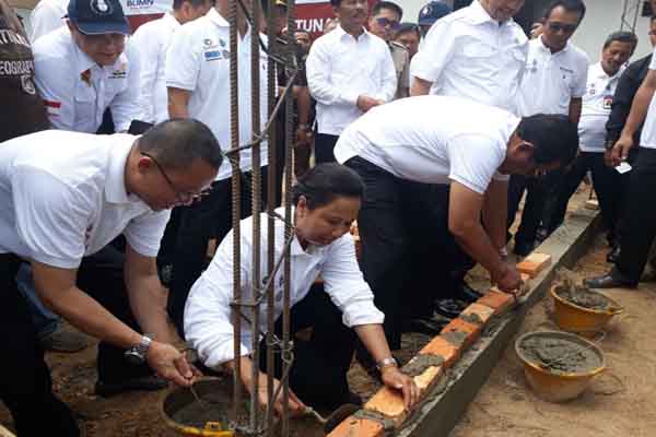  Padat Karya Tunai BUMN Bangun Drainase & MCK di Batam 