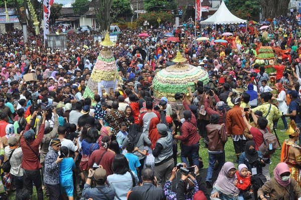  Grebek Getuk di Magelang dan Ungkapan Syukur yang Menyertai