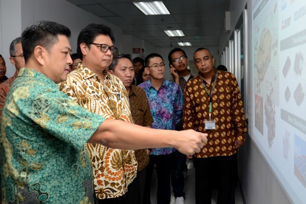  NILAI TAMBAH INDUSTRI : Batam Jadi Pusat Elektronik