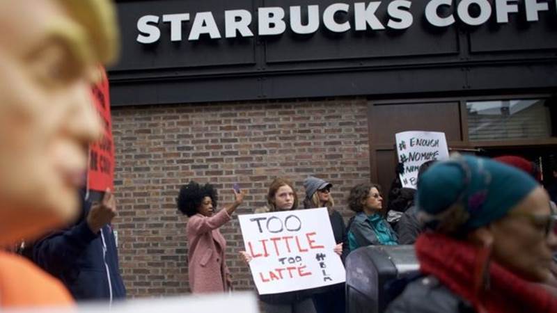  Starbucks Minta Maaf, Insiden Penangkapan Pria Kulit Hitam Viral di Medsos