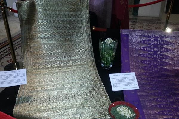  Pertama Kali, Pameran Songket Minangkabau Digelar di Swiss