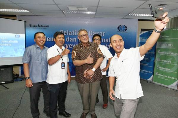  Bisnis Indonesia dan Surveyor Indonesia Gelar Pelatihan Dasar Jurnalistik
